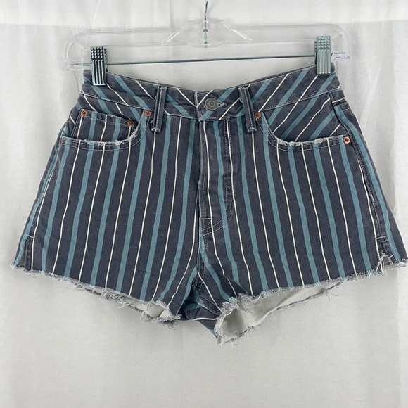 GRLFRND Cindy High Rise Cut Off Shorts - Picture 4 of 11